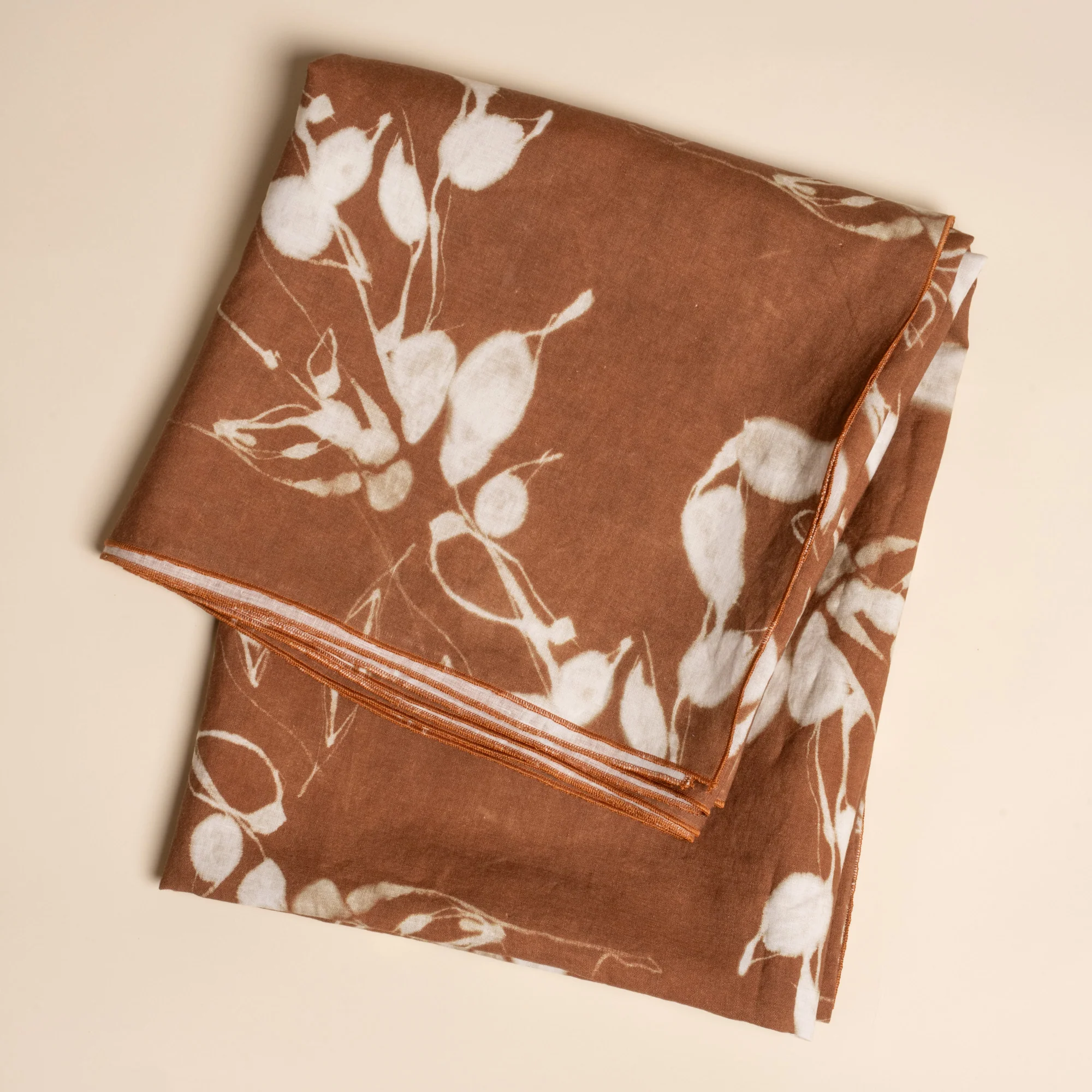 Shadow Print Table Linens - Image 5